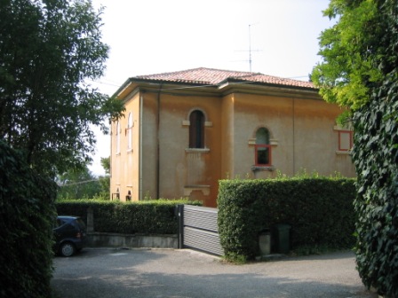 Casa Clementi Via Coni Zugna 12 Verona